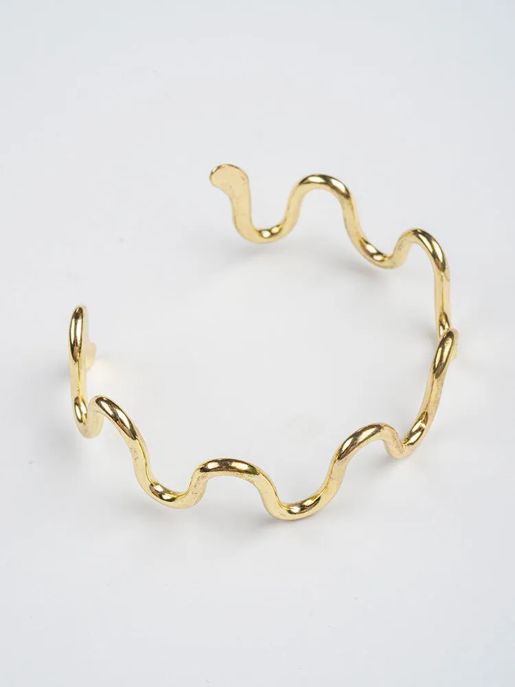 Curvy Cuff - Gold