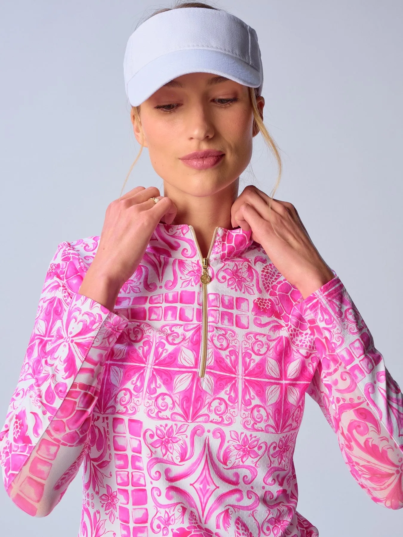 Quarter Zip Sun Protection Top In Pink Turtle