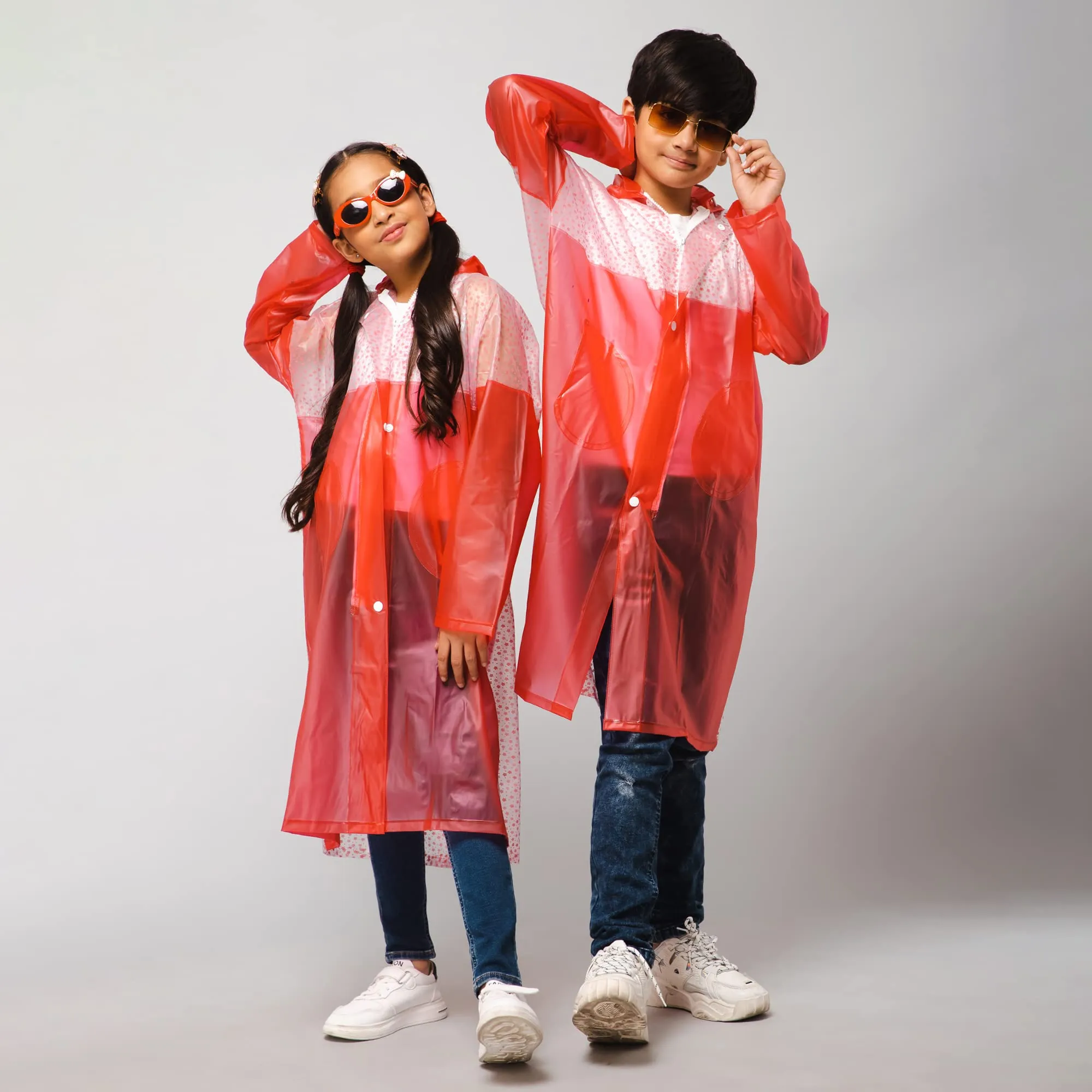 THE CLOWNFISH Drip Dude Series Unisex Kids Waterproof Single Layer PVC Longcoat/Raincoat with Adjustable Hood. Age-4-5 Years (Rose Red)