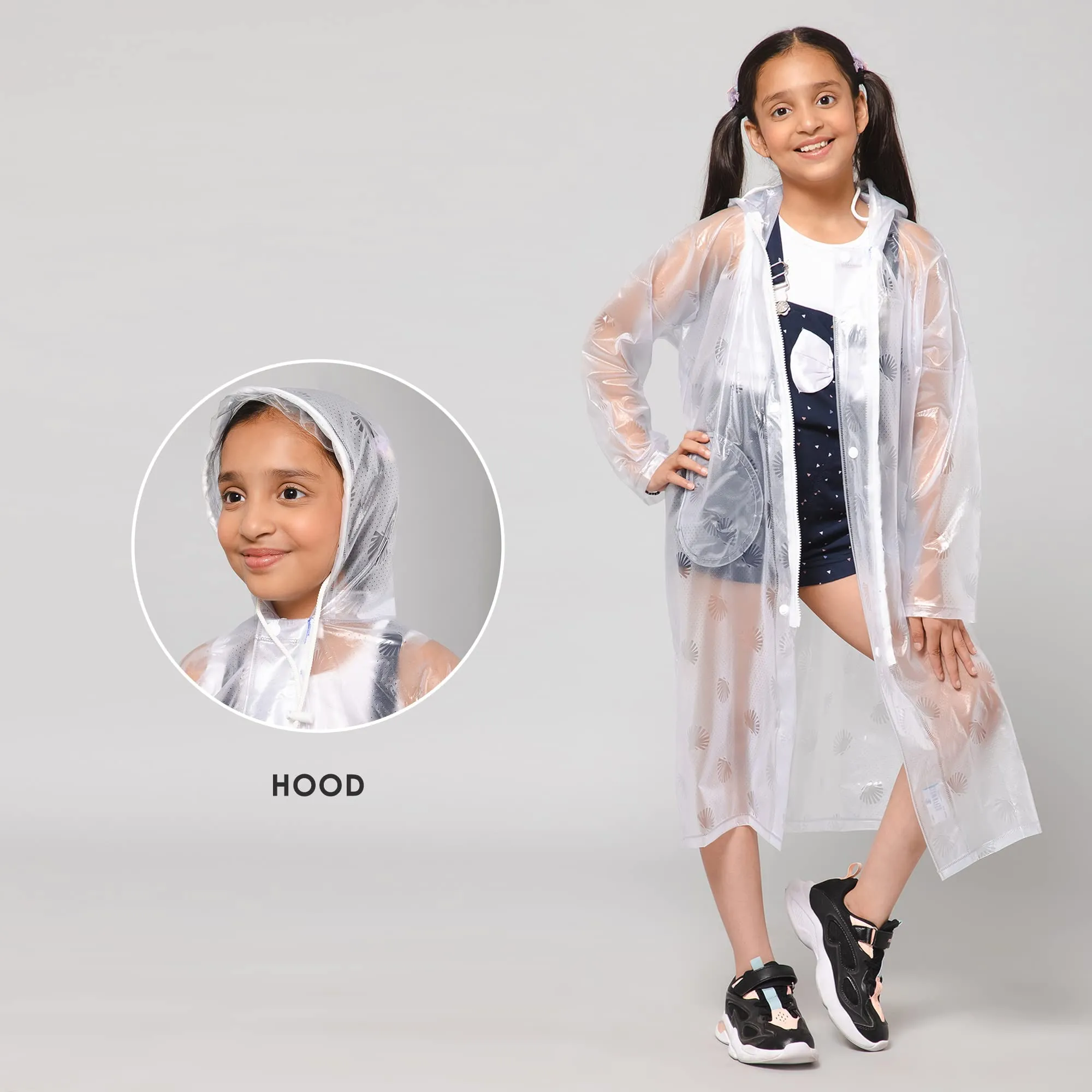 THE CLOWNFISH Storm Shield Series Unisex Kids Waterproof Single Layer PVC Longcoat/Raincoat with Adjustable Hood. Age-5-6 Years (Transparent White)